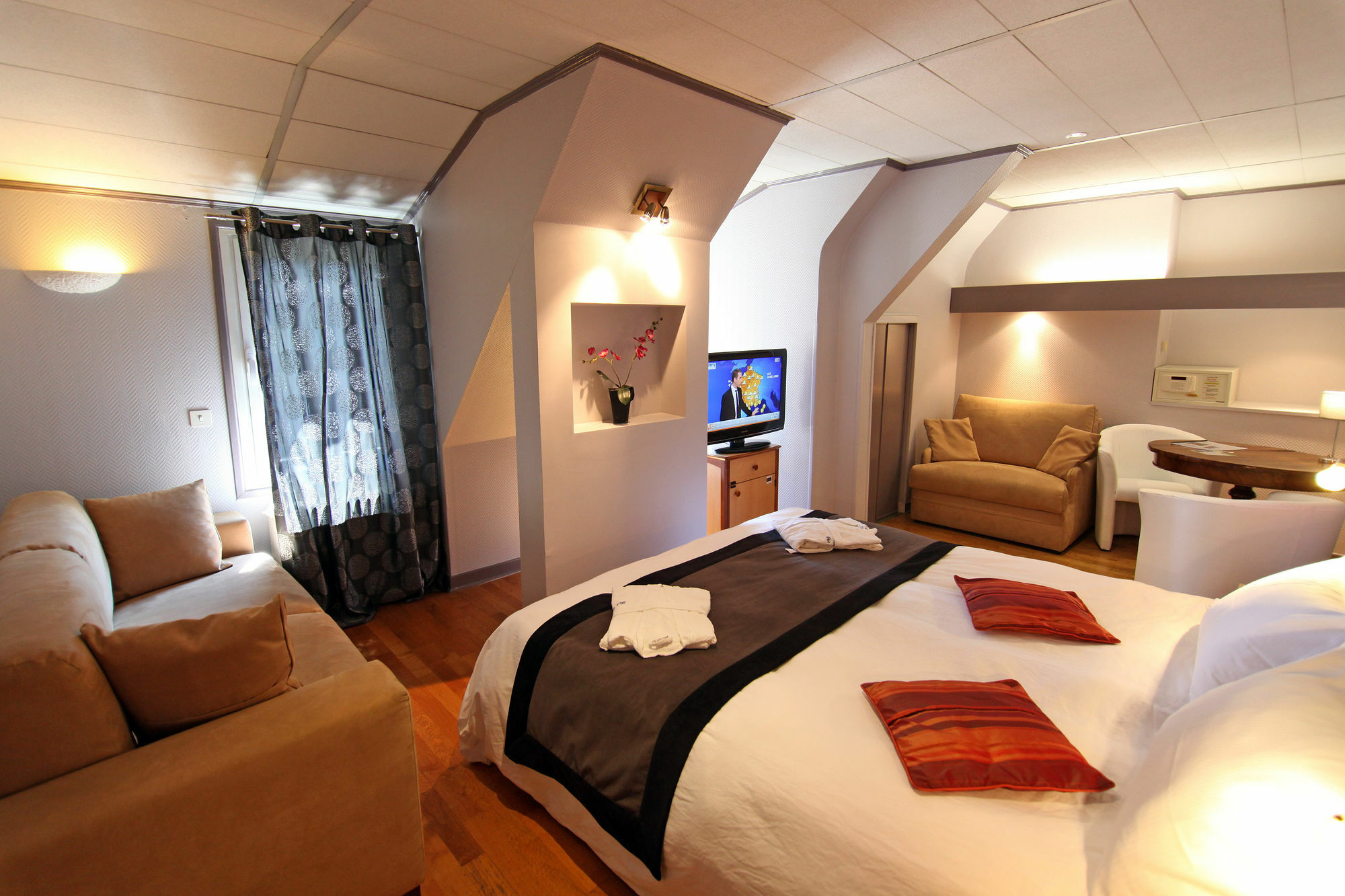 The Originals Boutique, Hotel Du Pont Roupt, Mende Eksteriør bilde